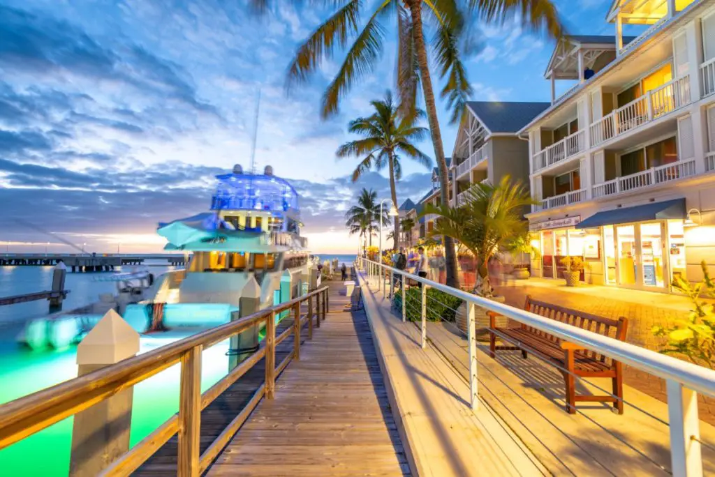 key-west-florida-boat-sunset